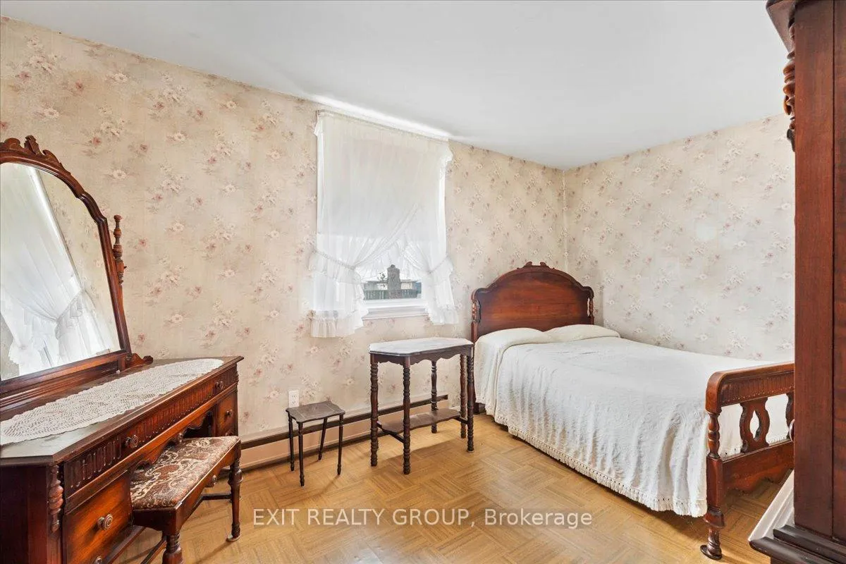 Photo 22 of 36 Valleyview Crescent, Belleville, Belleville Ward — HOMEH