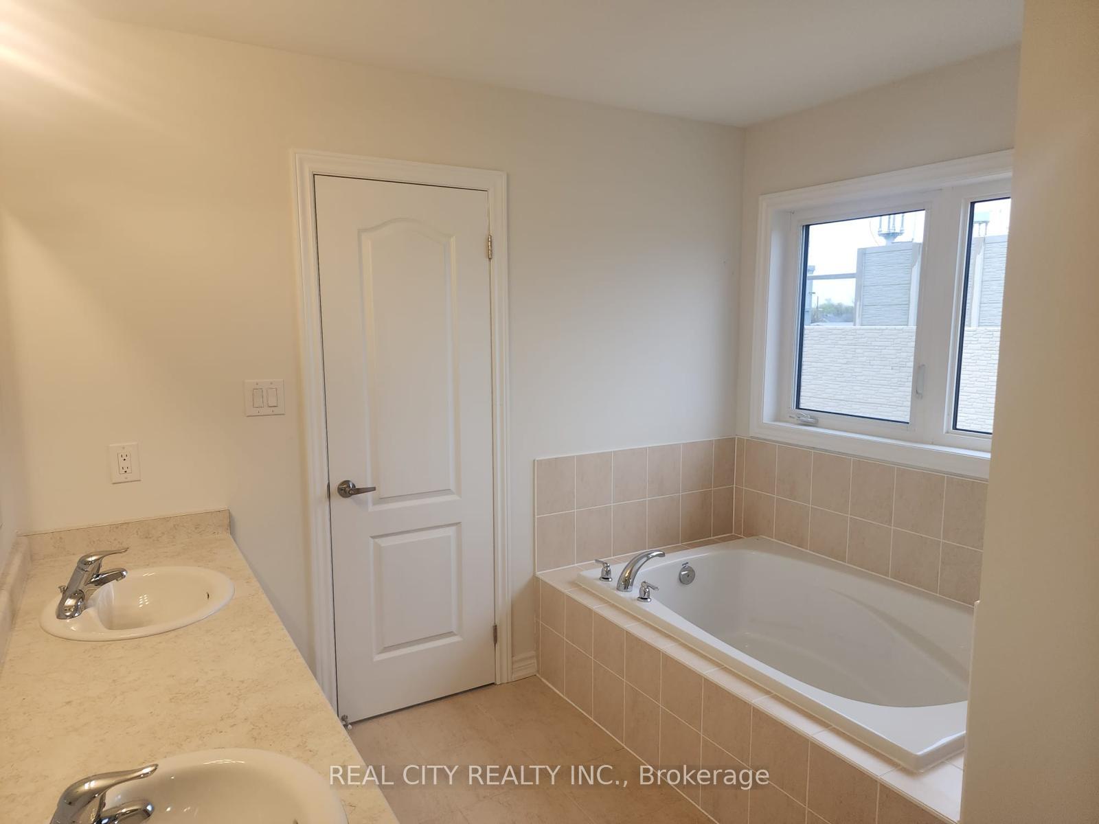 Photo 21 of Unit UPPER, 110 Palace Street, Thorold, Thorold Downtown — HOMEH
