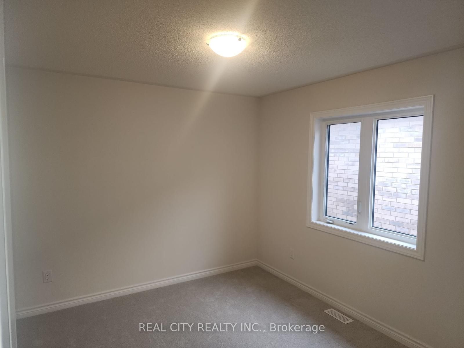 Photo 23 of Unit UPPER, 110 Palace Street, Thorold, Thorold Downtown — HOMEH