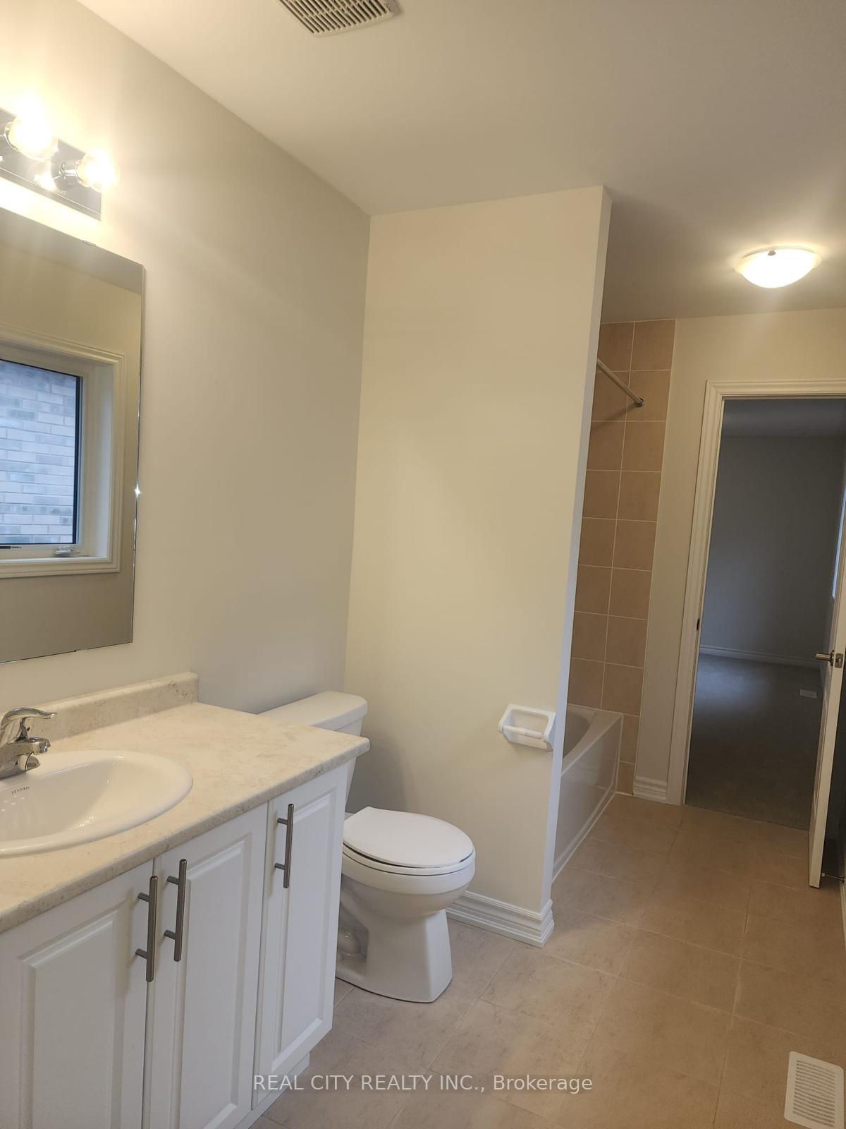 Photo 24 of Unit UPPER, 110 Palace Street, Thorold, Thorold Downtown — HOMEH