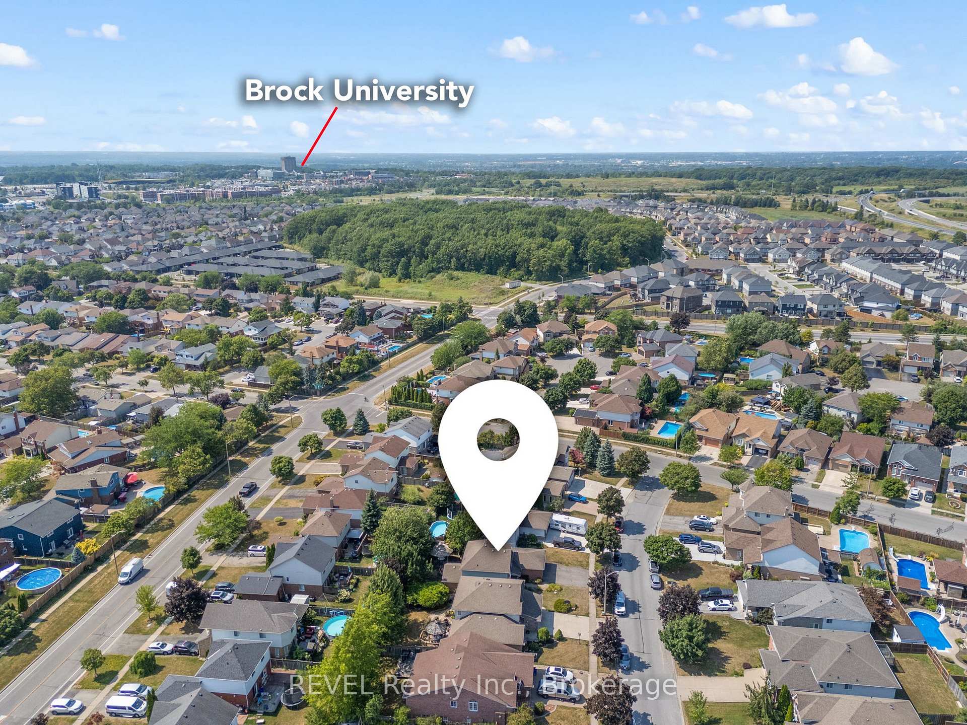 Photo 45 of 19 Crysler Crescent, Thorold, Confederation Heights — HOMEH
