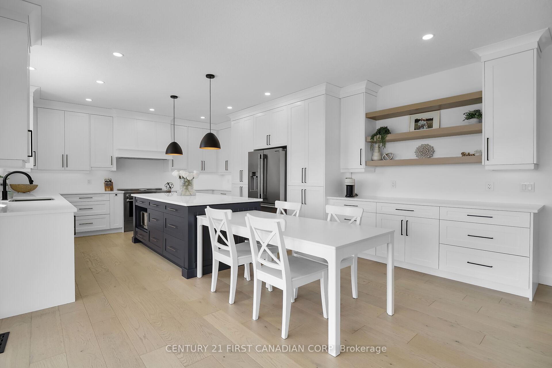 Photo 10 of 28 Greenbrier Ridge, Thames Centre, Rural Thames Centre — HOMEH