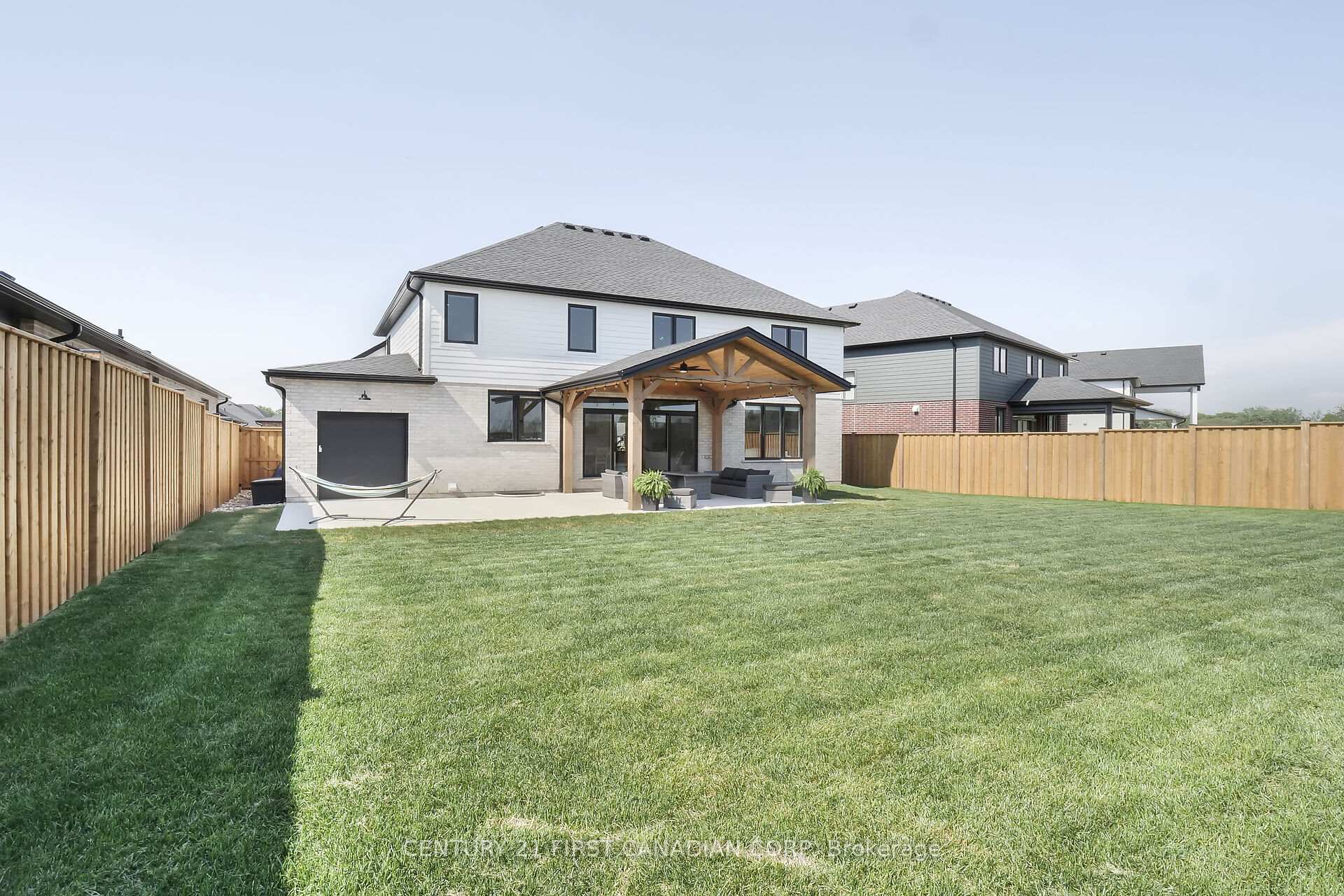 Photo 39 of 28 Greenbrier Ridge, Thames Centre, Rural Thames Centre — HOMEH