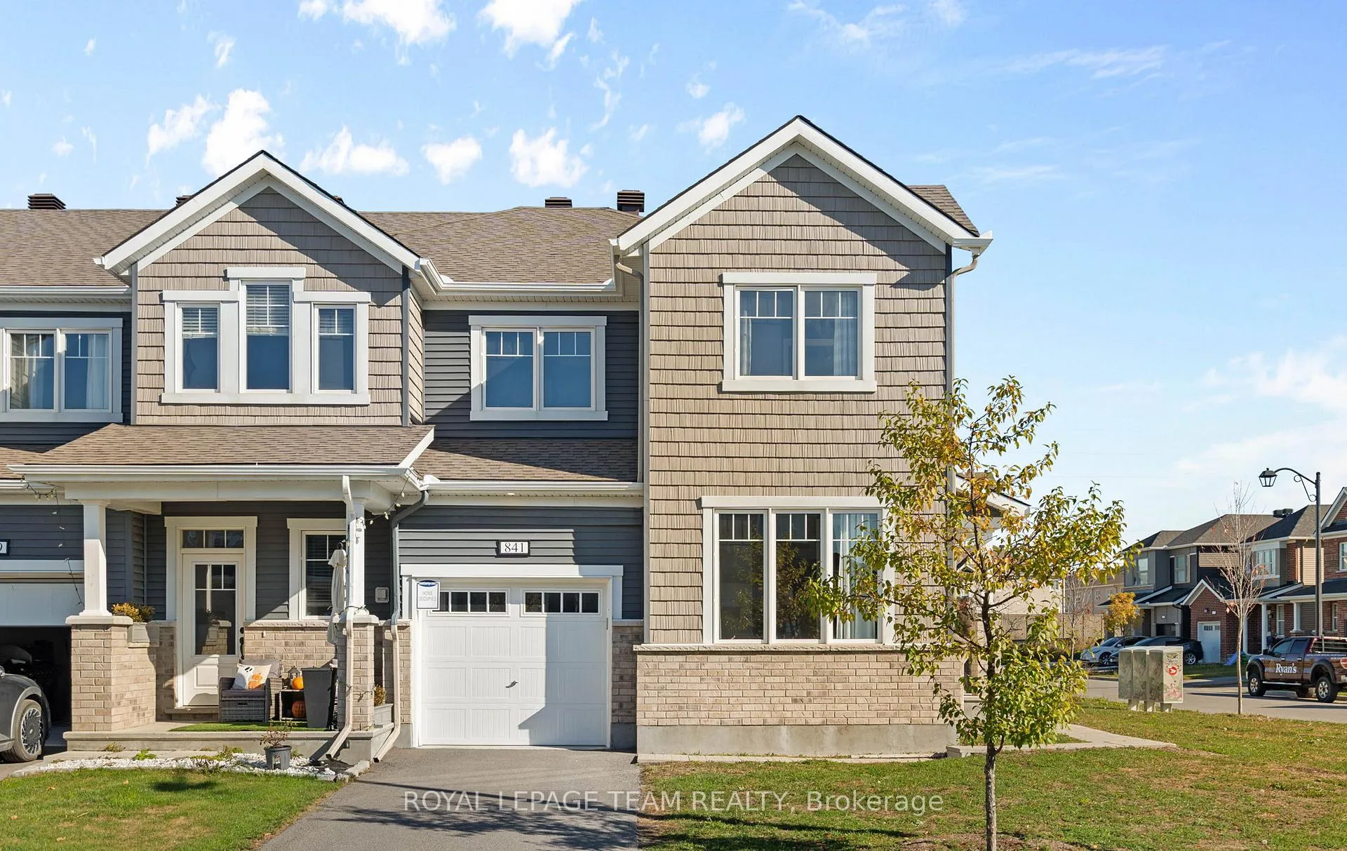 Photo 2 of 841 Regulus Ridge, Ottawa, Barrhaven - Half Moon Bay — HOMEH