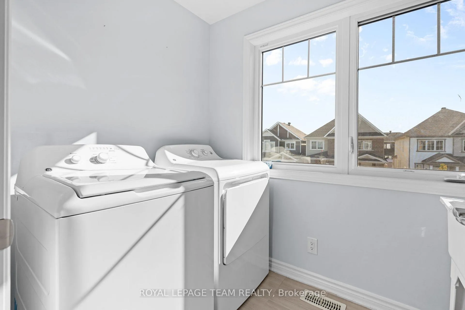 Photo 28 of 841 Regulus Ridge, Ottawa, Barrhaven - Half Moon Bay — HOMEH