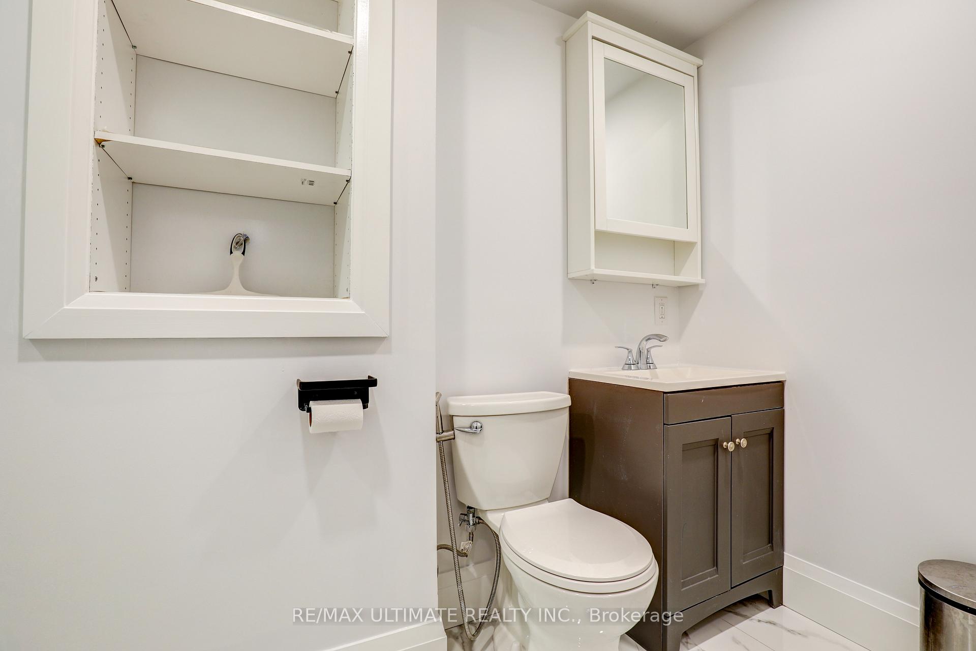 Photo 8 of Unit Bsmt Unit, 563 O'connor Drive, Toronto, East York — HOMEH