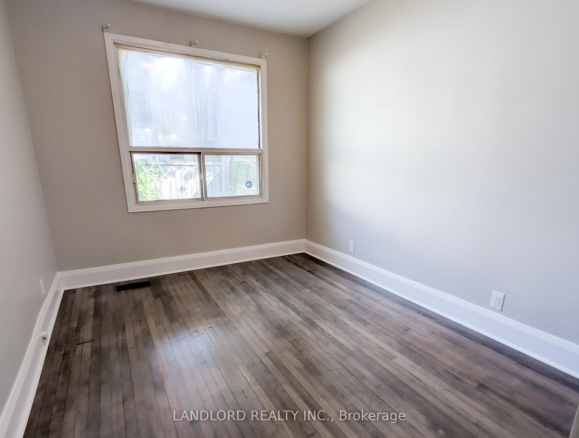 Photo 11 of 281 Craven Road, Toronto, Greenwood-Coxwell — HOMEH