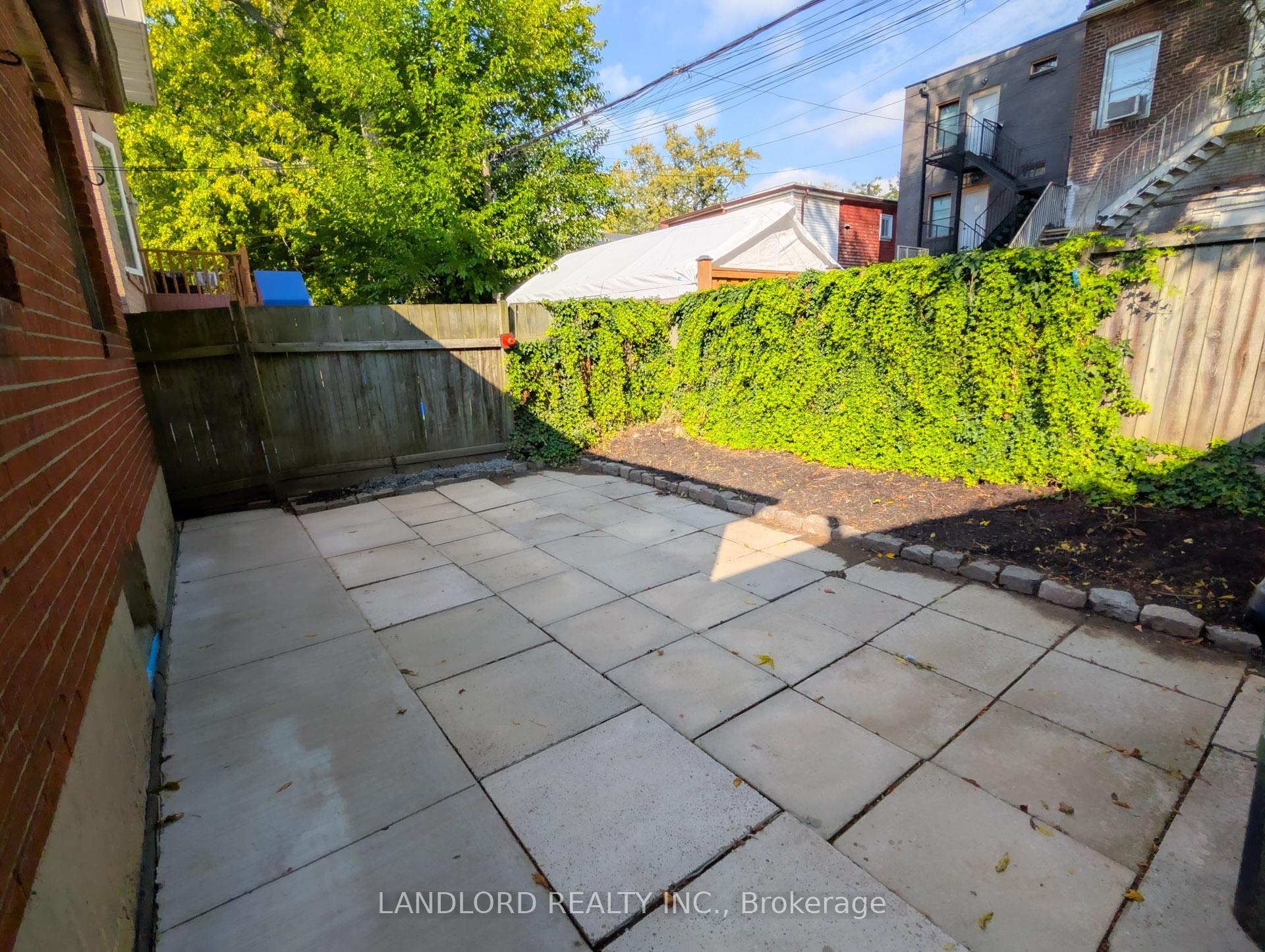 Photo 15 of 281 Craven Road, Toronto, Greenwood-Coxwell — HOMEH