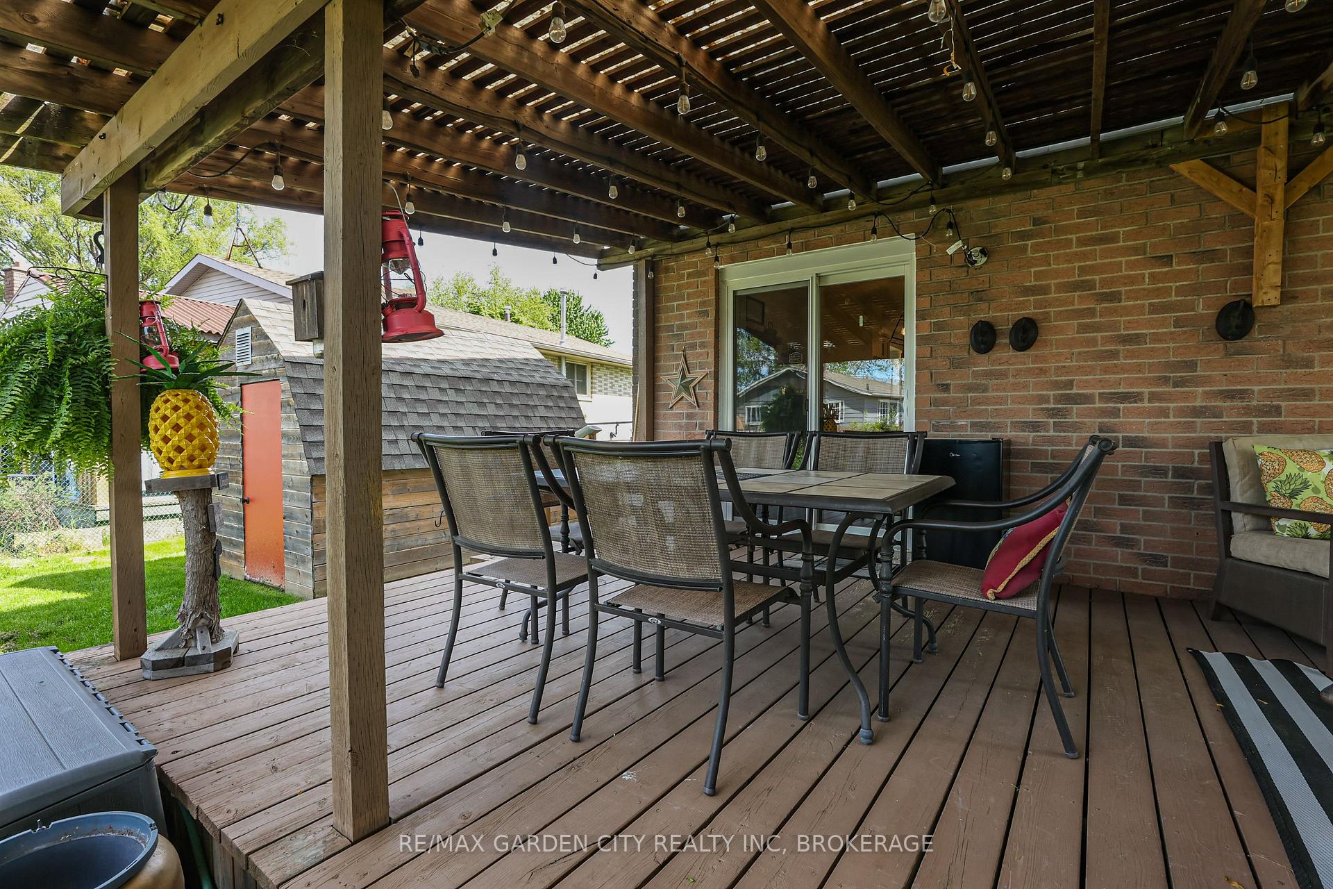 Photo 29 of 8 Lampman Crescent, Thorold, Confederation Heights — HOMEH