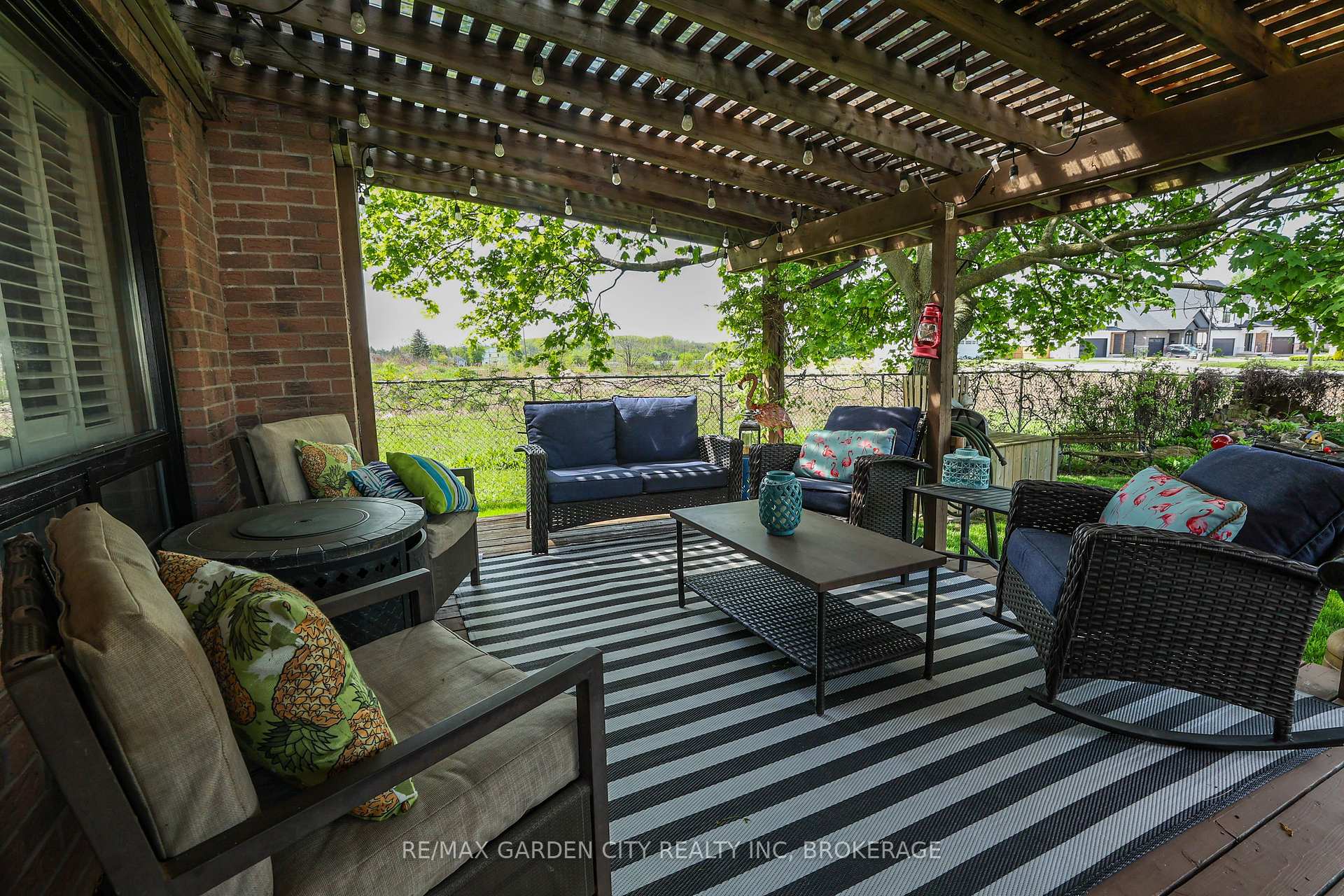 Photo 30 of 8 Lampman Crescent, Thorold, Confederation Heights — HOMEH
