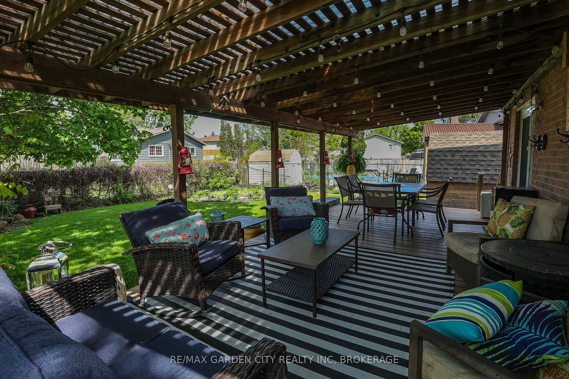 Photo 31 of 8 Lampman Crescent, Thorold, Confederation Heights — HOMEH
