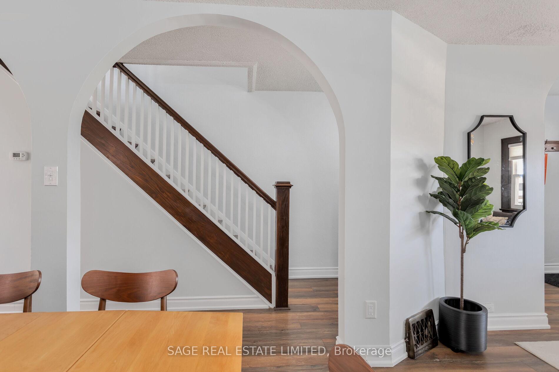 Photo 21 of 30 Alameda Avenue, Toronto, Oakwood Village — HOMEH