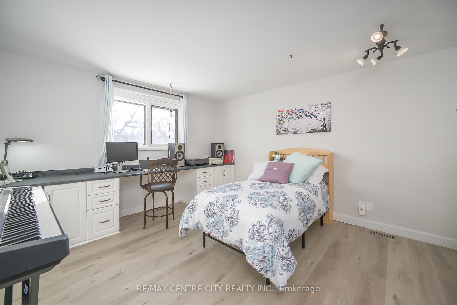 Photo 26 of 82 Mill Road, Thames Centre, Dorchester — HOMEH