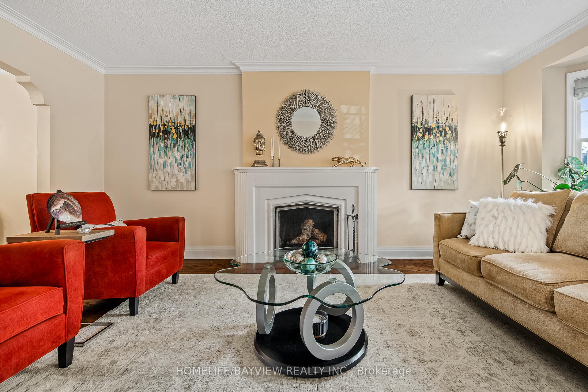Photo 3 of 24 Taylor Drive, Toronto, East York — HOMEH