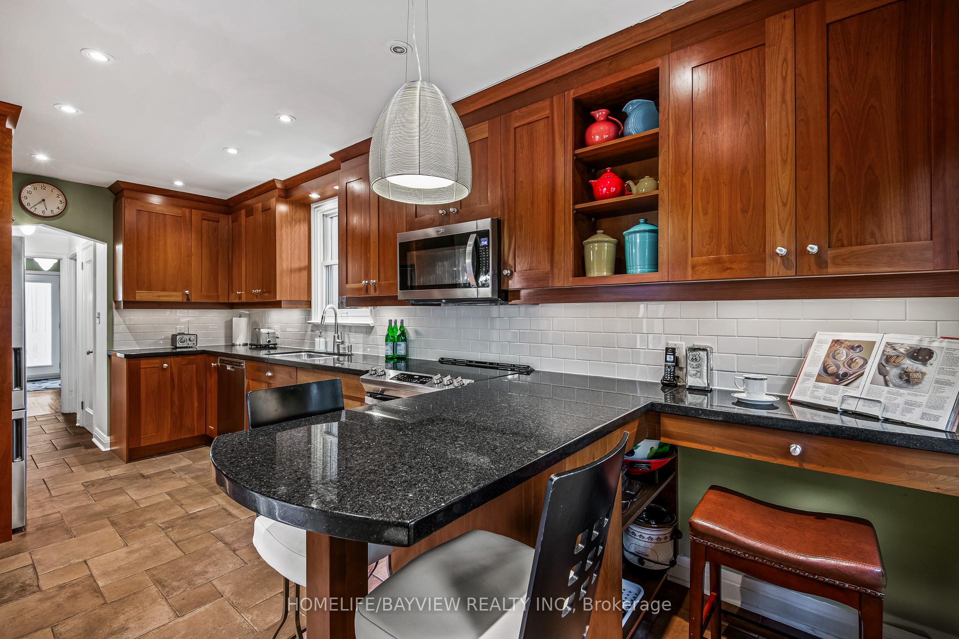 Photo 13 of 24 Taylor Drive, Toronto, East York — HOMEH