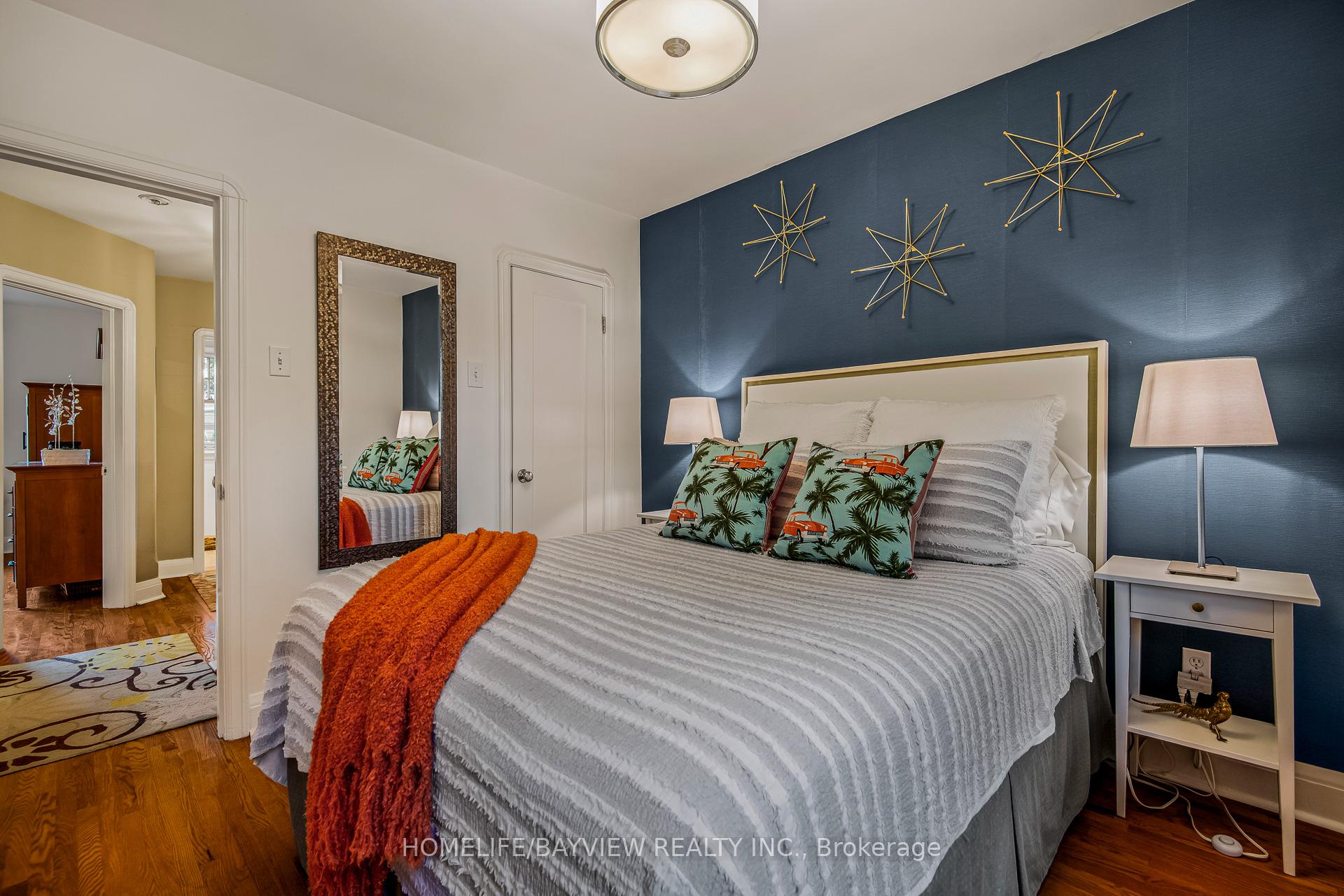 Photo 22 of 24 Taylor Drive, Toronto, East York — HOMEH