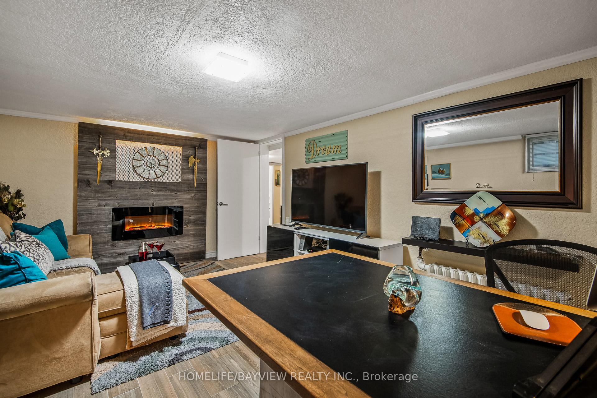 Photo 30 of 24 Taylor Drive, Toronto, East York — HOMEH