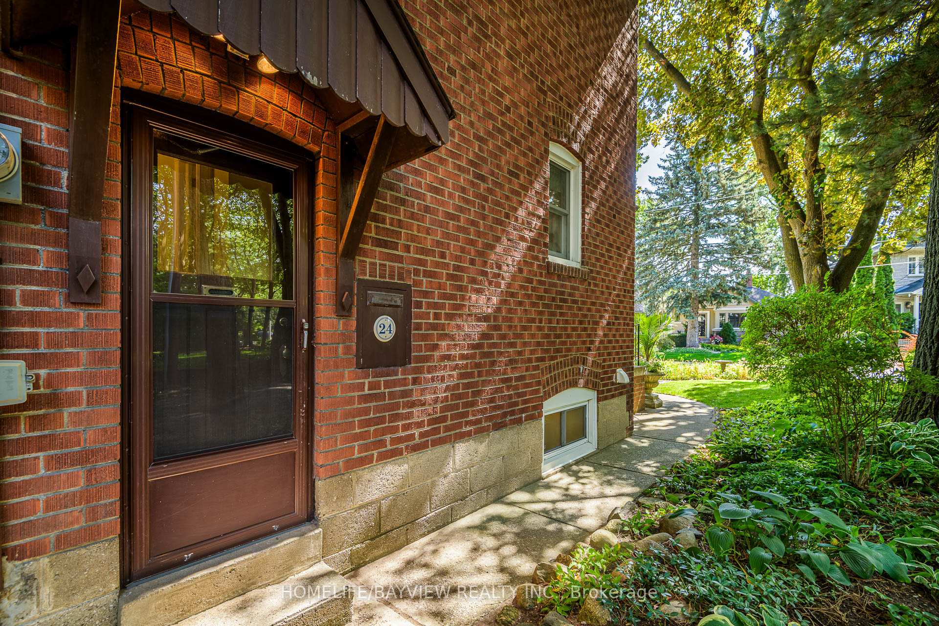 Photo 33 of 24 Taylor Drive, Toronto, East York — HOMEH