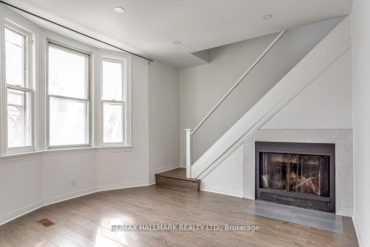 Photo 4 of Unit Upper, 48 Strathcona Avenue, Toronto, Blake-Jones — HOMEH