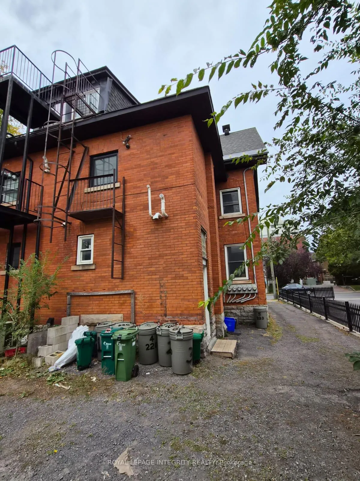 Photo 7 of 220-222 Argyle Avenue, Ottawa, Ottawa Centre — HOMEH
