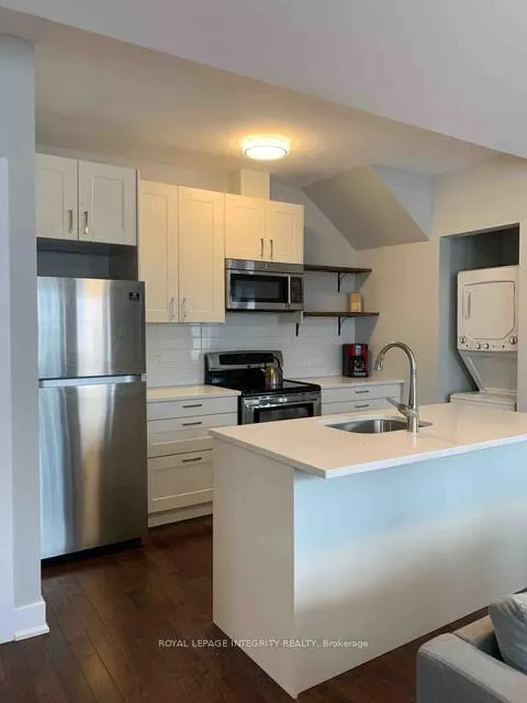 Photo 13 of 220-222 Argyle Avenue, Ottawa, Ottawa Centre — HOMEH