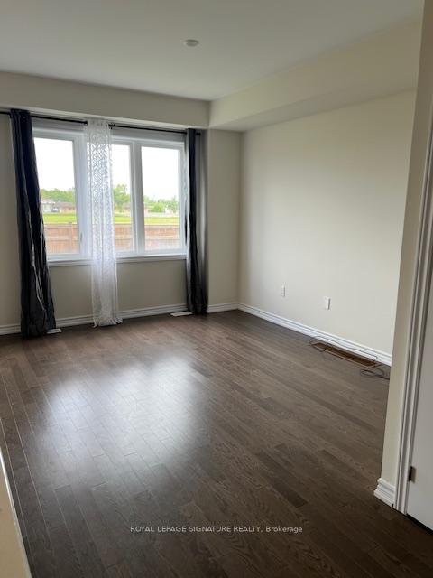 Photo 4 of 240 Explorer Way, Thorold, Rolling Meadows — HOMEH