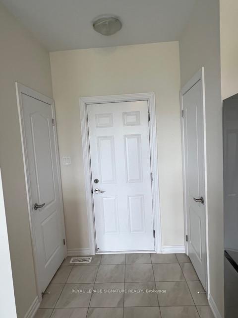 Photo 10 of 240 Explorer Way, Thorold, Rolling Meadows — HOMEH
