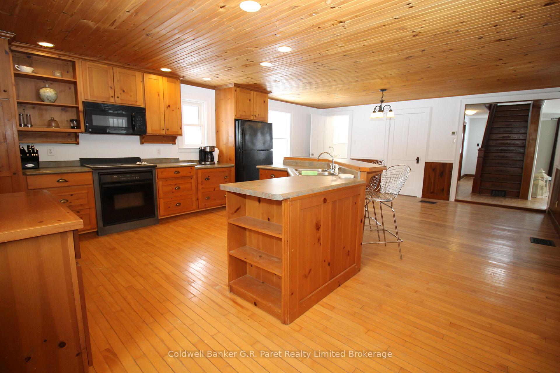 Photo 9 of 22445 Fairview Road, Thames Centre, Rural Thames Centre — HOMEH