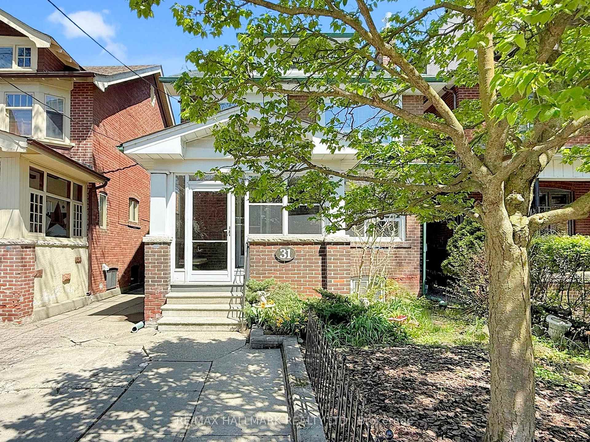 Photo 3 of 31 Robina Avenue, Toronto, Oakwood Village — HOMEH