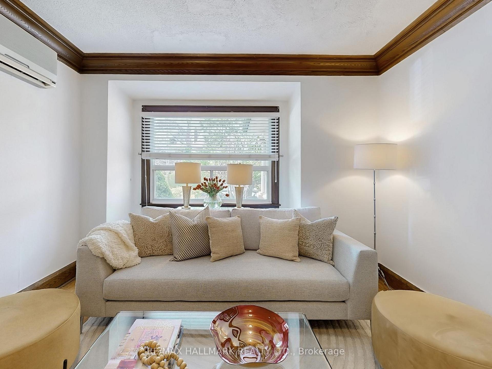 Photo 8 of 31 Robina Avenue, Toronto, Oakwood Village — HOMEH