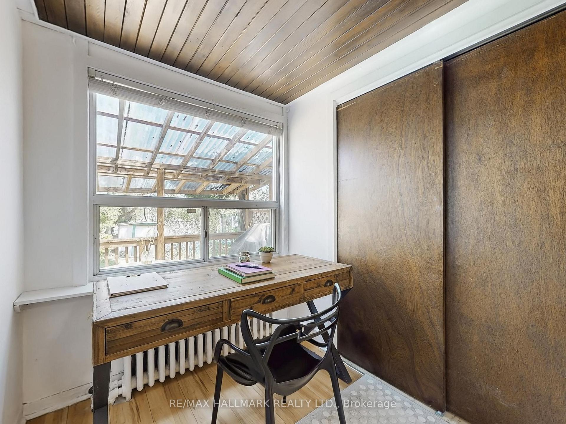 Photo 16 of 31 Robina Avenue, Toronto, Oakwood Village — HOMEH