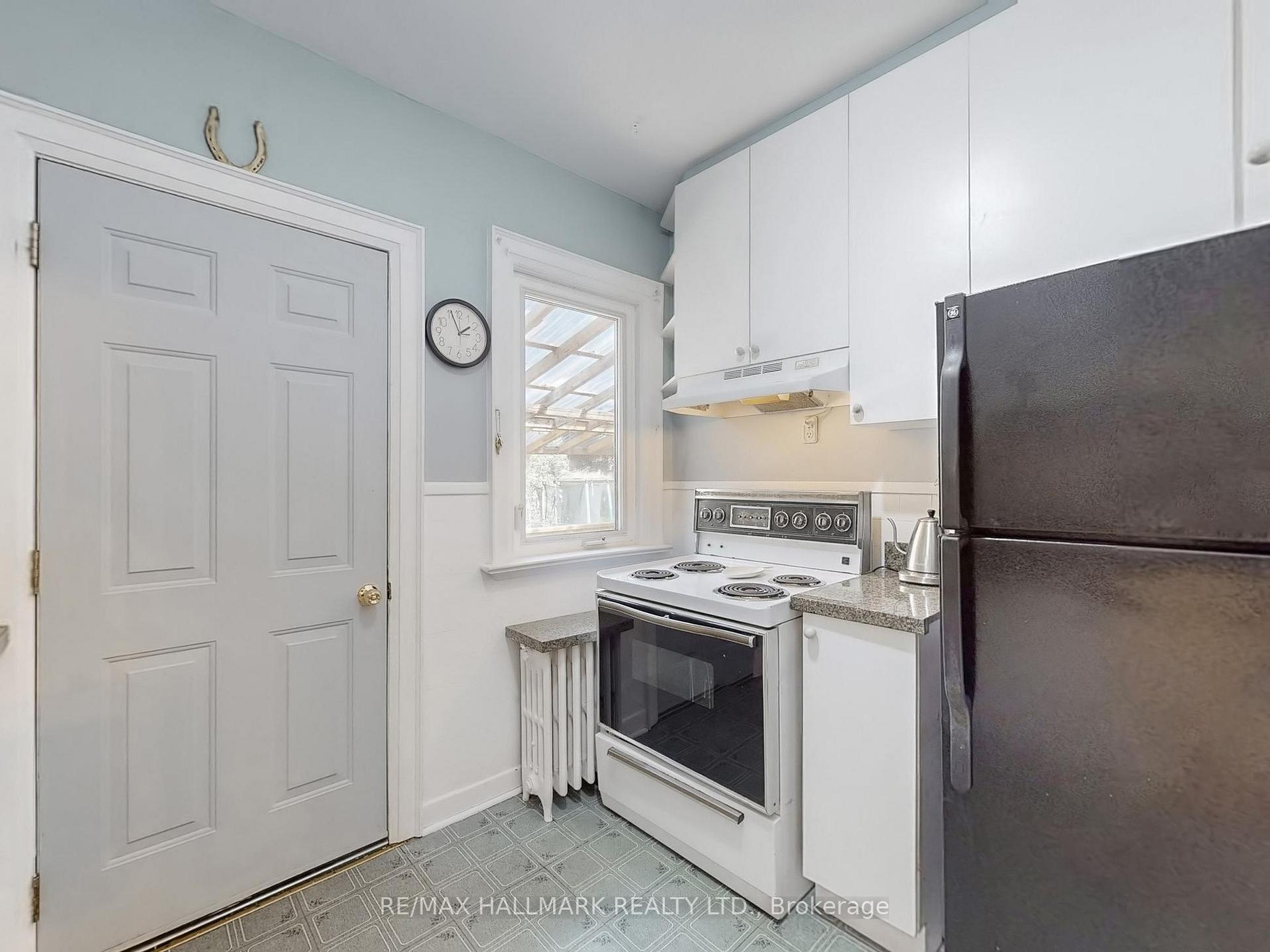 Photo 20 of 31 Robina Avenue, Toronto, Oakwood Village — HOMEH
