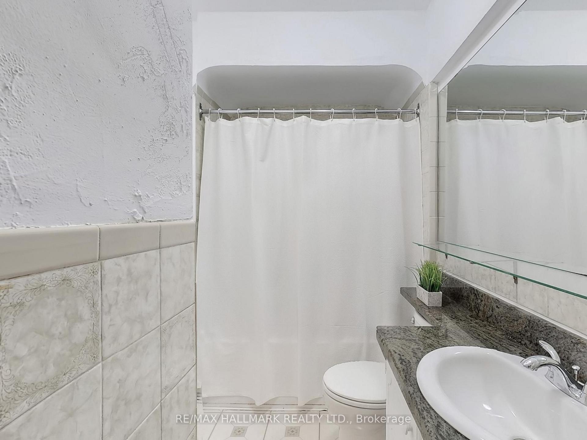 Photo 21 of 31 Robina Avenue, Toronto, Oakwood Village — HOMEH