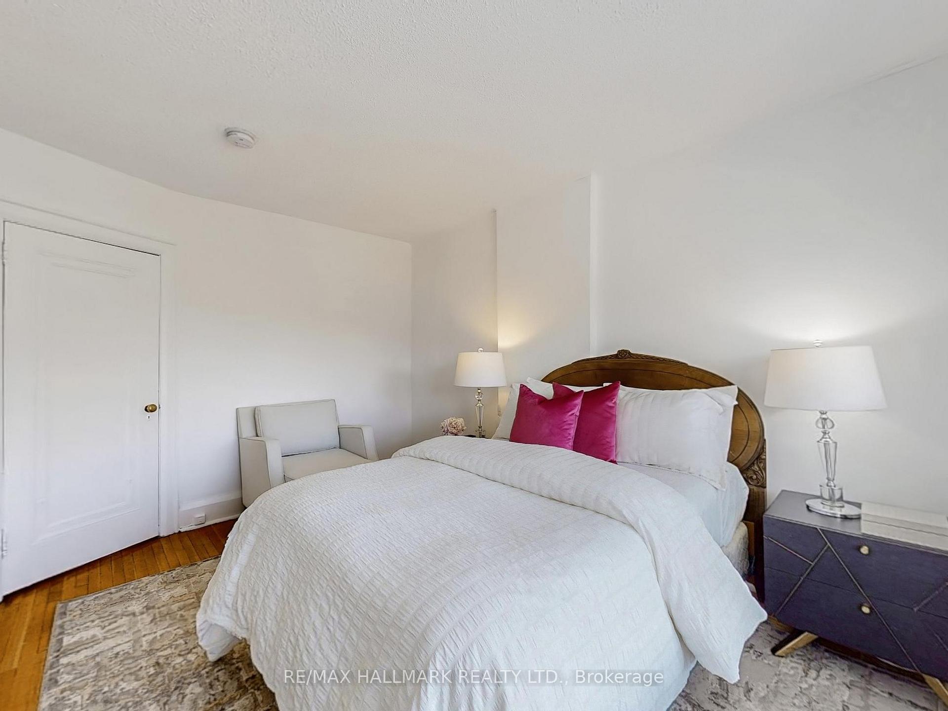 Photo 31 of 31 Robina Avenue, Toronto, Oakwood Village — HOMEH