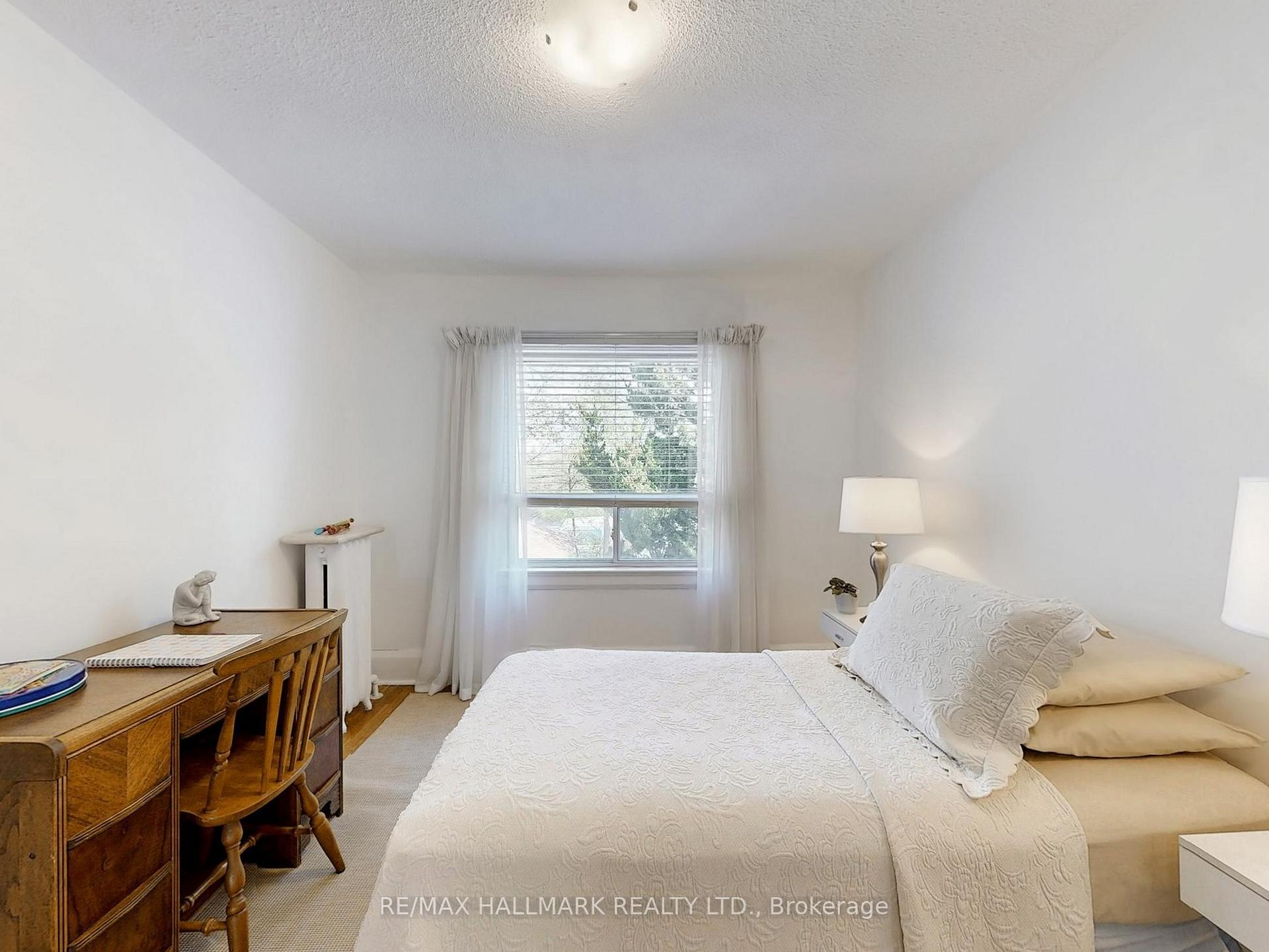 Photo 33 of 31 Robina Avenue, Toronto, Oakwood Village — HOMEH