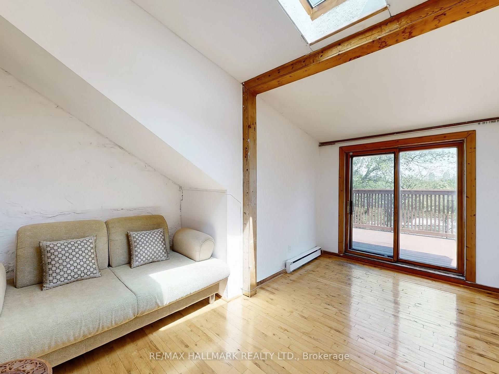 Photo 38 of 31 Robina Avenue, Toronto, Oakwood Village — HOMEH