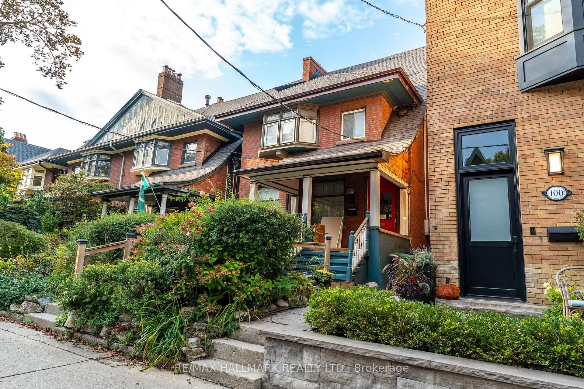 Photo 2 of Unit Lower, 98 Winchester Street, Toronto, Cabbagetown-South St. James Town — HOMEH