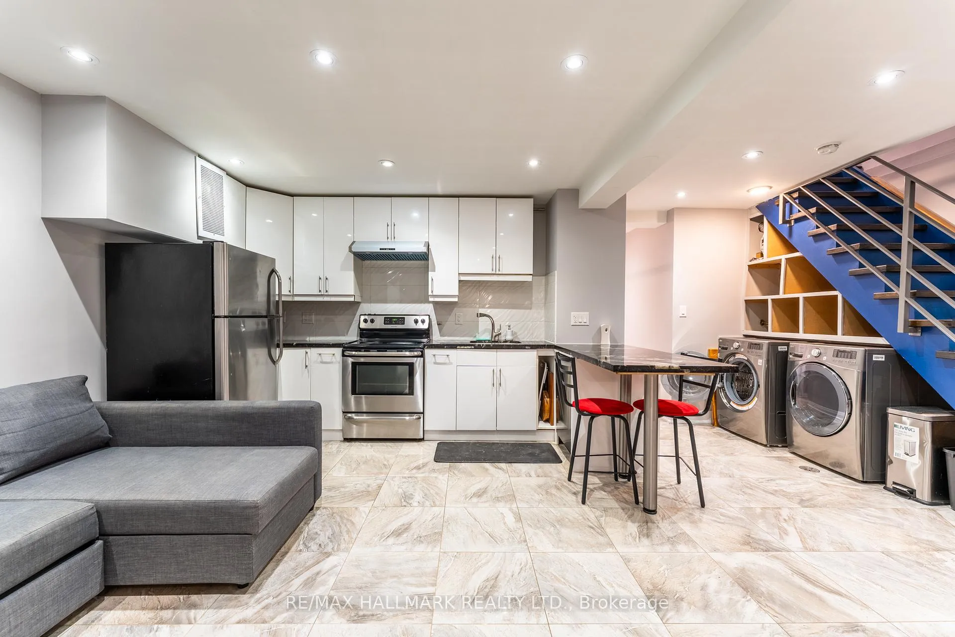 Photo 10 of Unit Lower, 98 Winchester Street, Toronto, Cabbagetown-South St. James Town — HOMEH