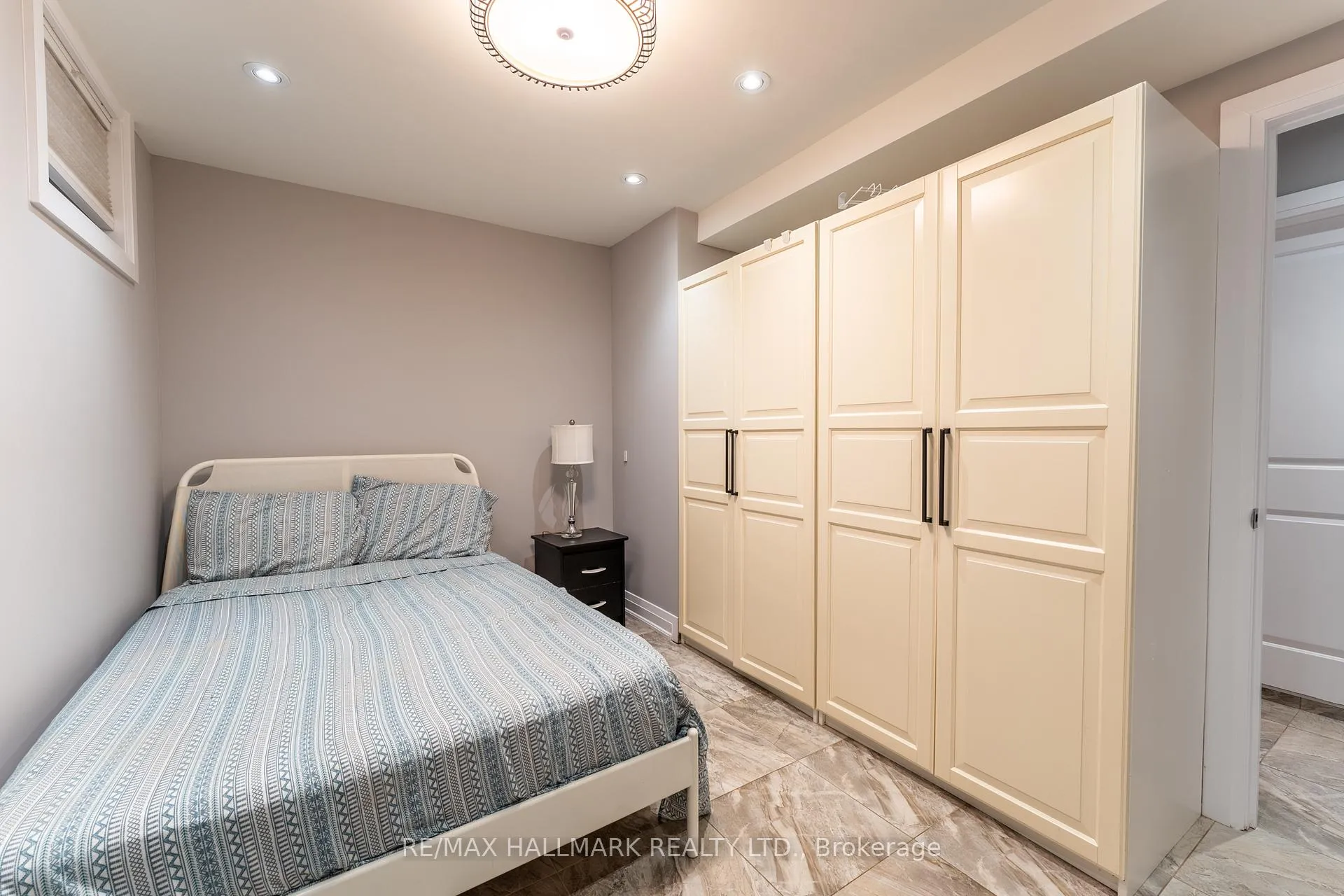 Photo 14 of Unit Lower, 98 Winchester Street, Toronto, Cabbagetown-South St. James Town — HOMEH