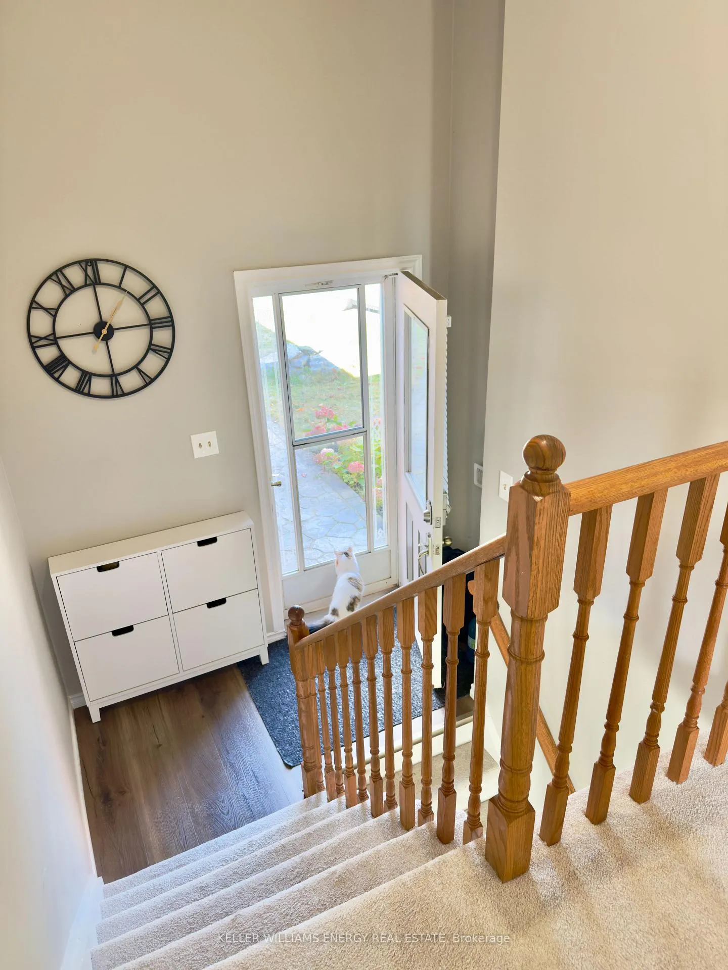 Photo 6 of 35 Champine Square, Clarington, Bowmanville — HOMEH