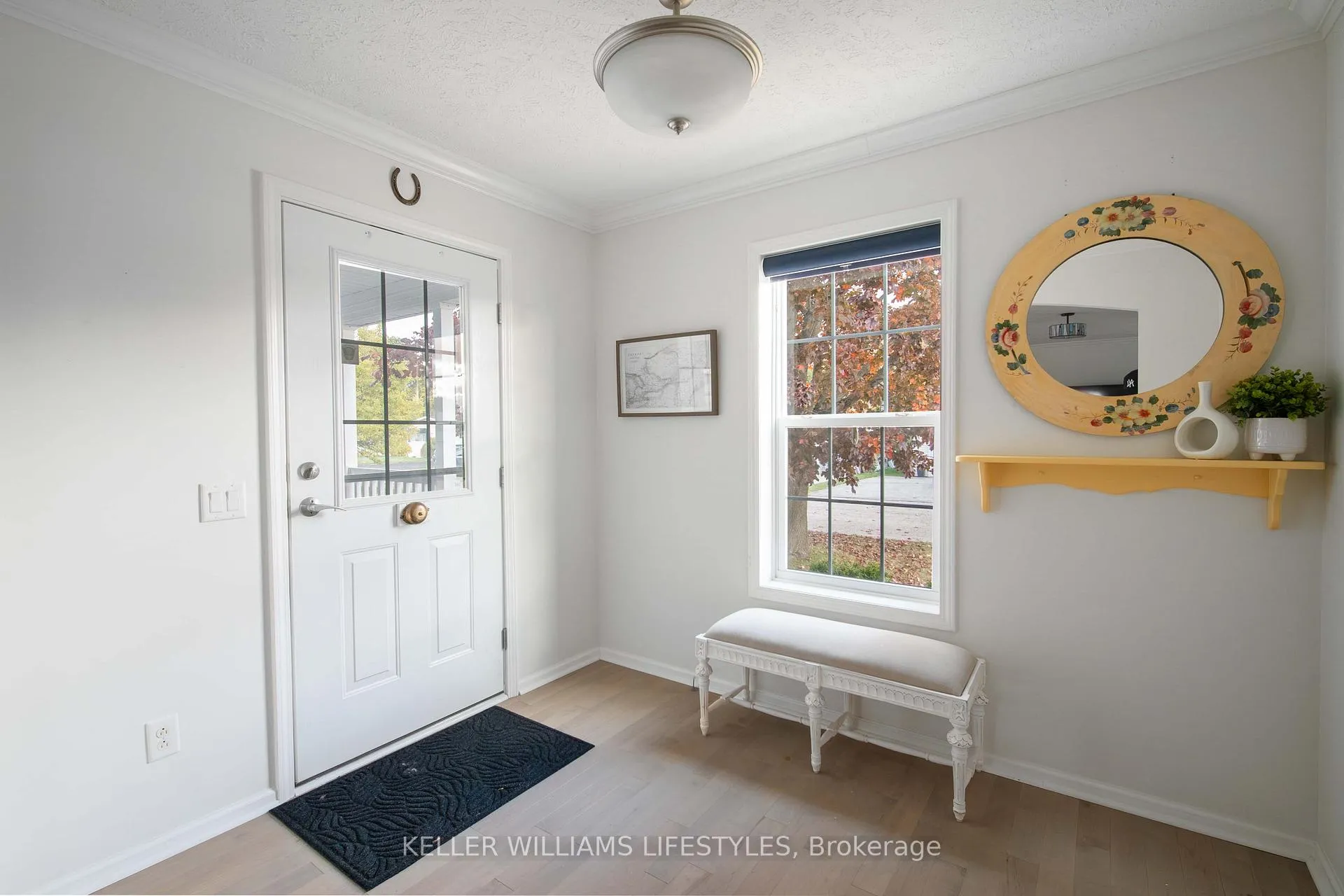 Photo 12 of 17 George Street, Strathroy-Caradoc, SE — HOMEH
