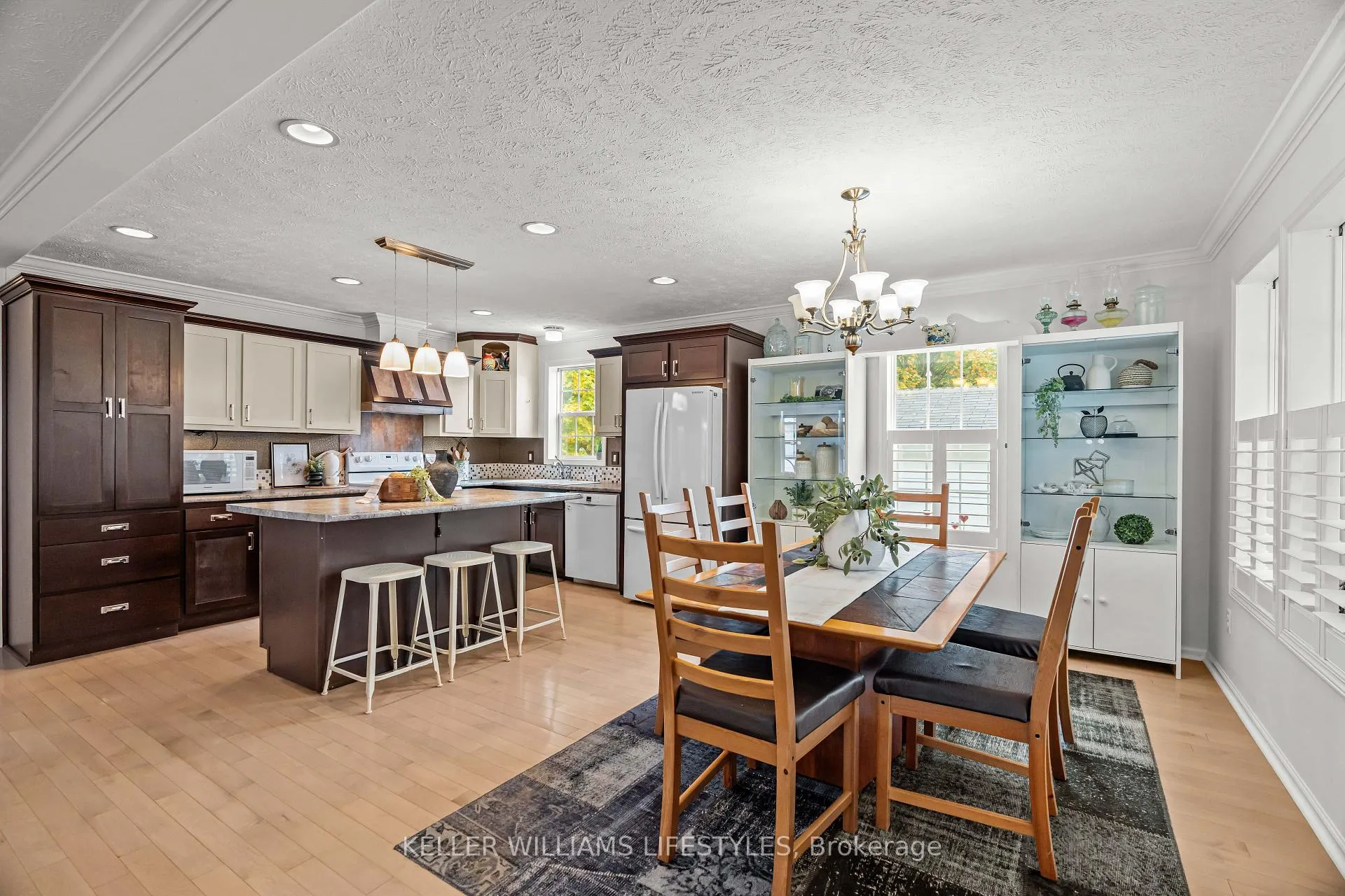 Photo 17 of 17 George Street, Strathroy-Caradoc, SE — HOMEH