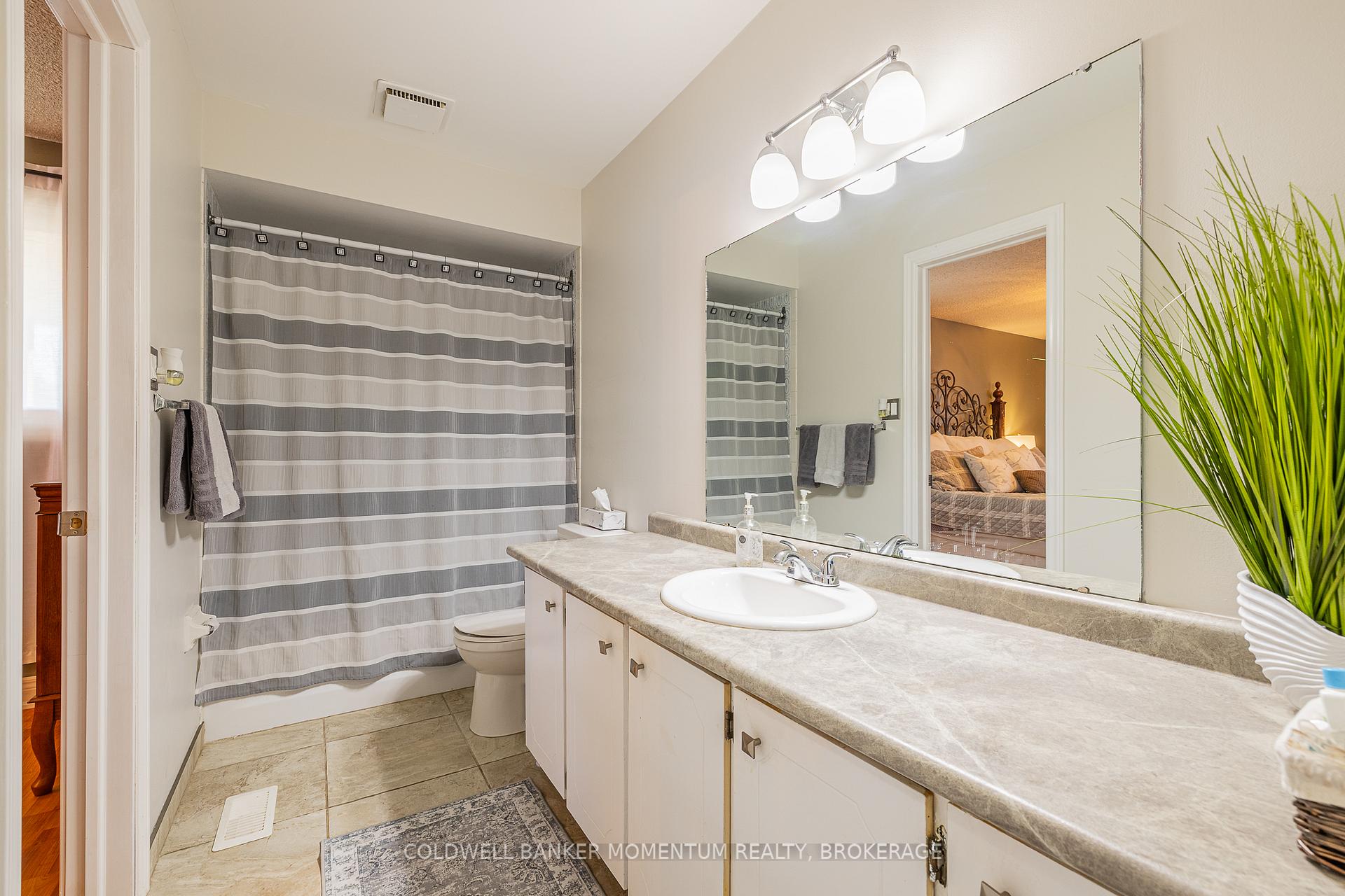 Photo 14 of 92 Commerford Street, Thorold, Confederation Heights — HOMEH