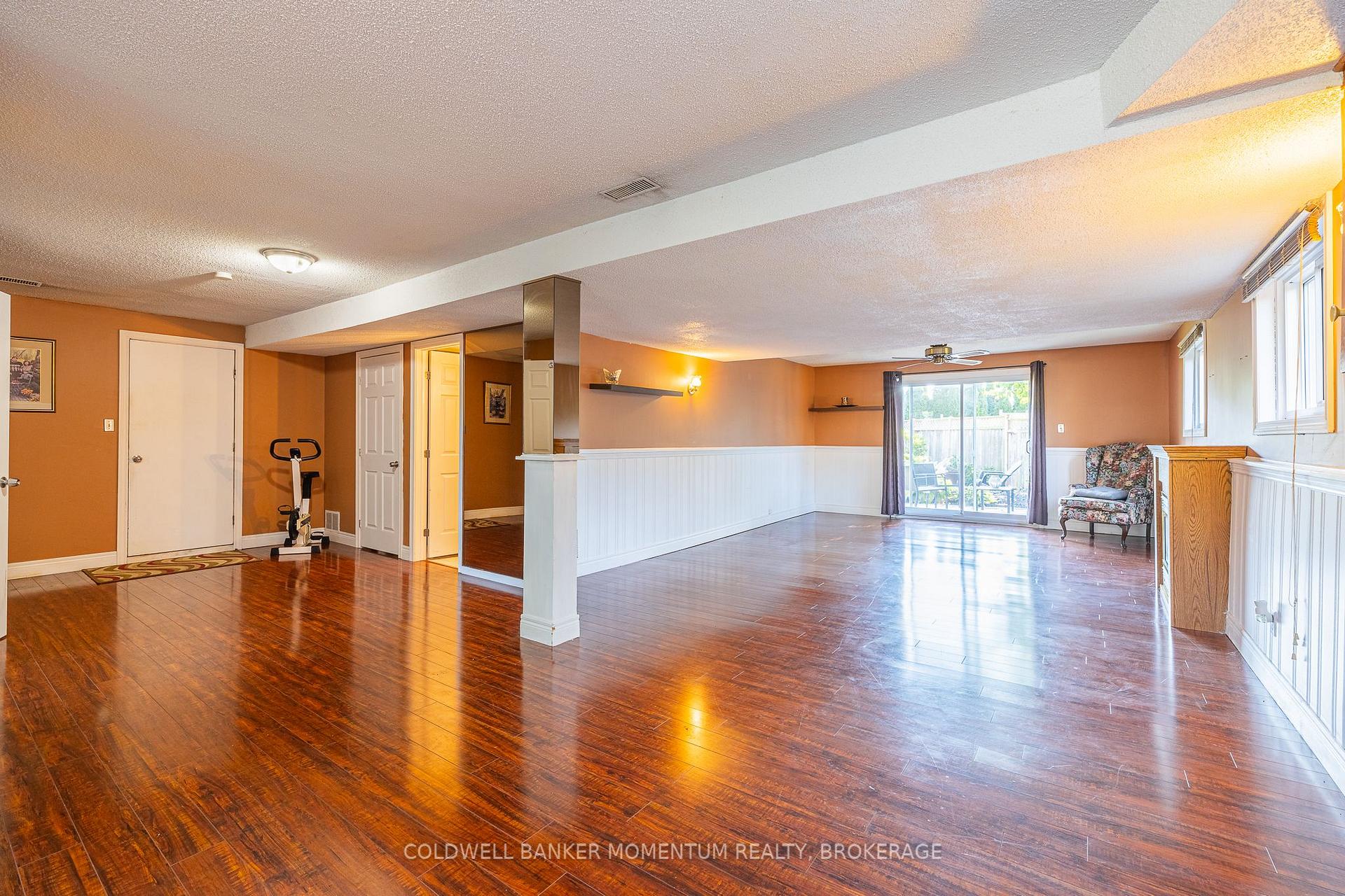 Photo 21 of 92 Commerford Street, Thorold, Confederation Heights — HOMEH