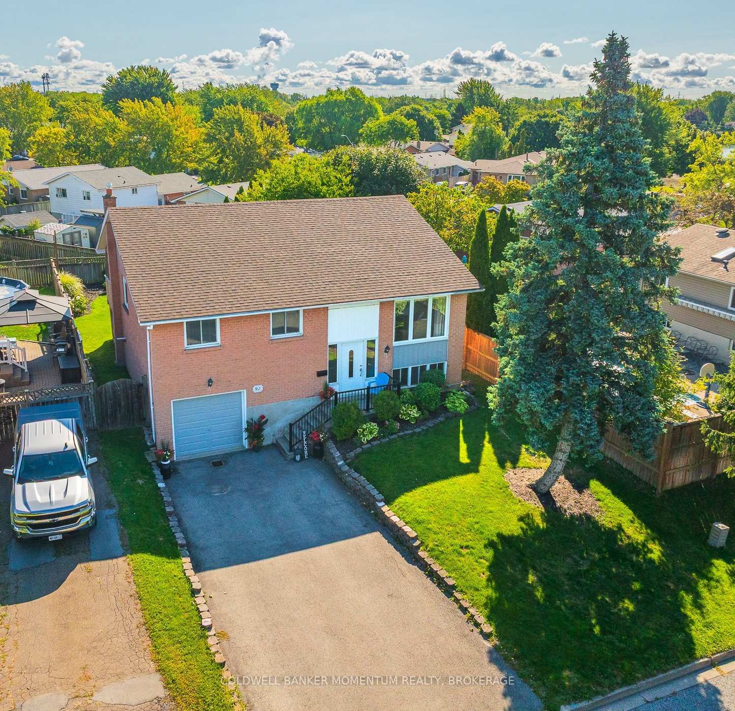 Photo 32 of 92 Commerford Street, Thorold, Confederation Heights — HOMEH