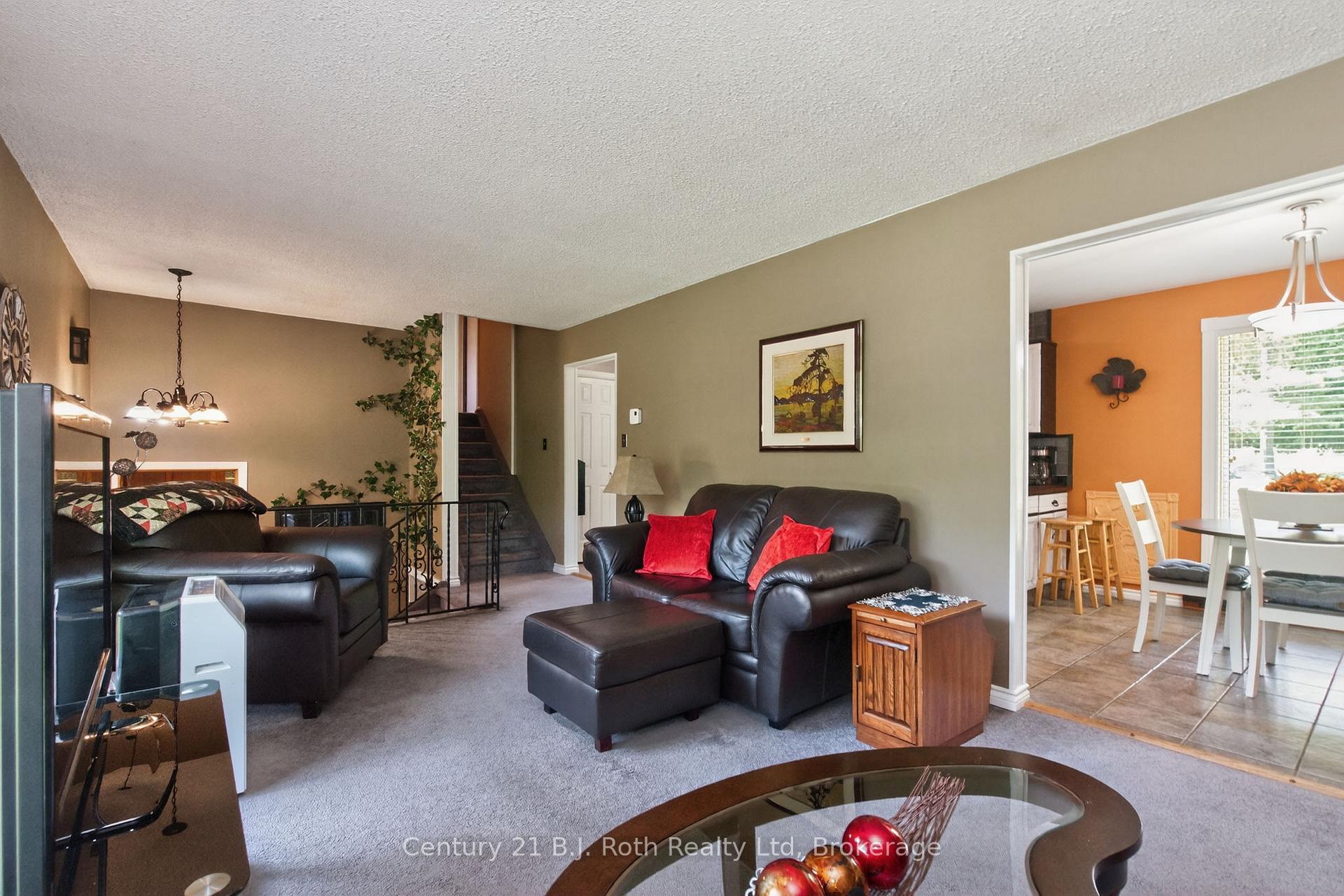 Photo 8 of 573 Lafontaine Road E, Tiny, Rural Tiny — HOMEH