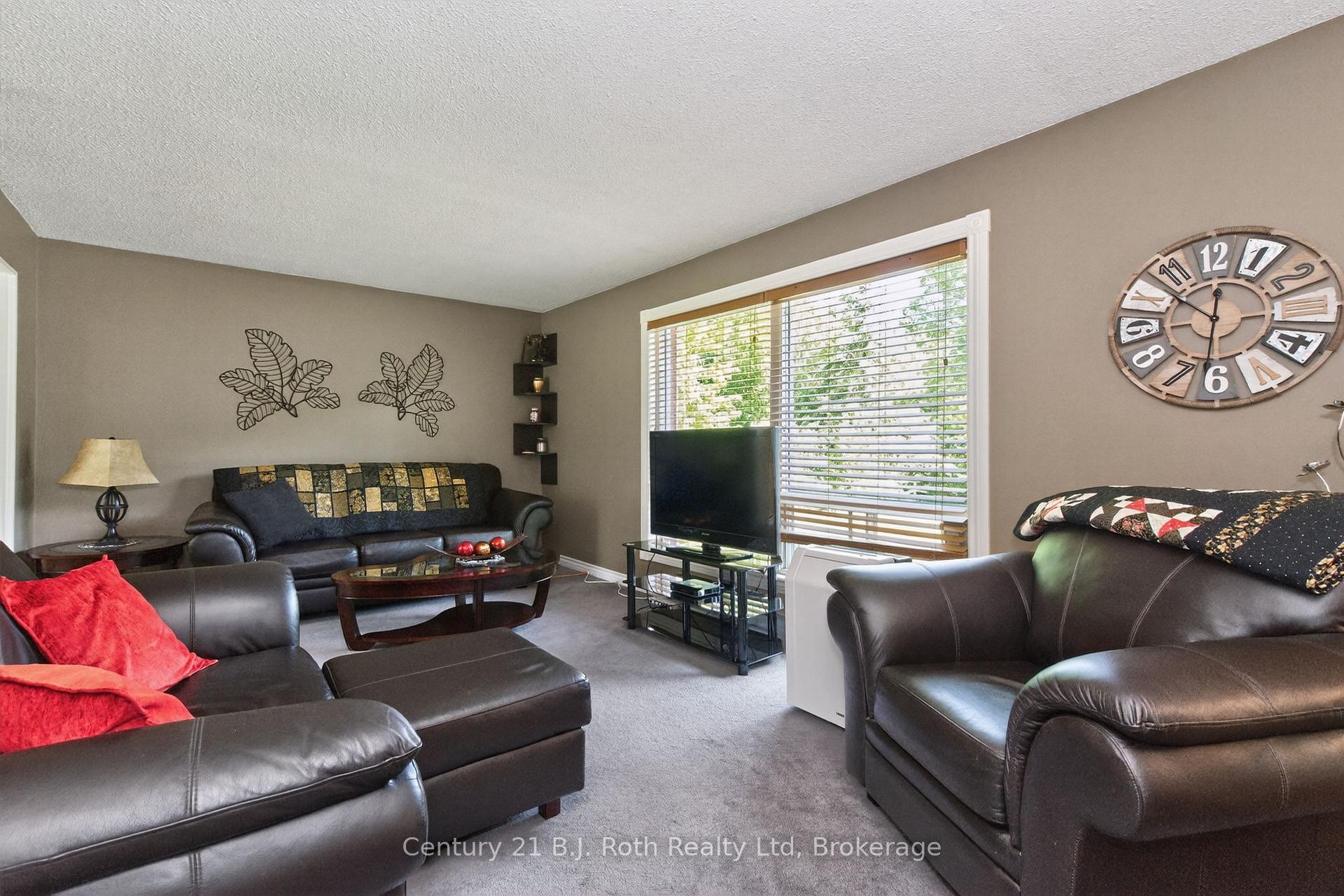 Photo 10 of 573 Lafontaine Road E, Tiny, Rural Tiny — HOMEH