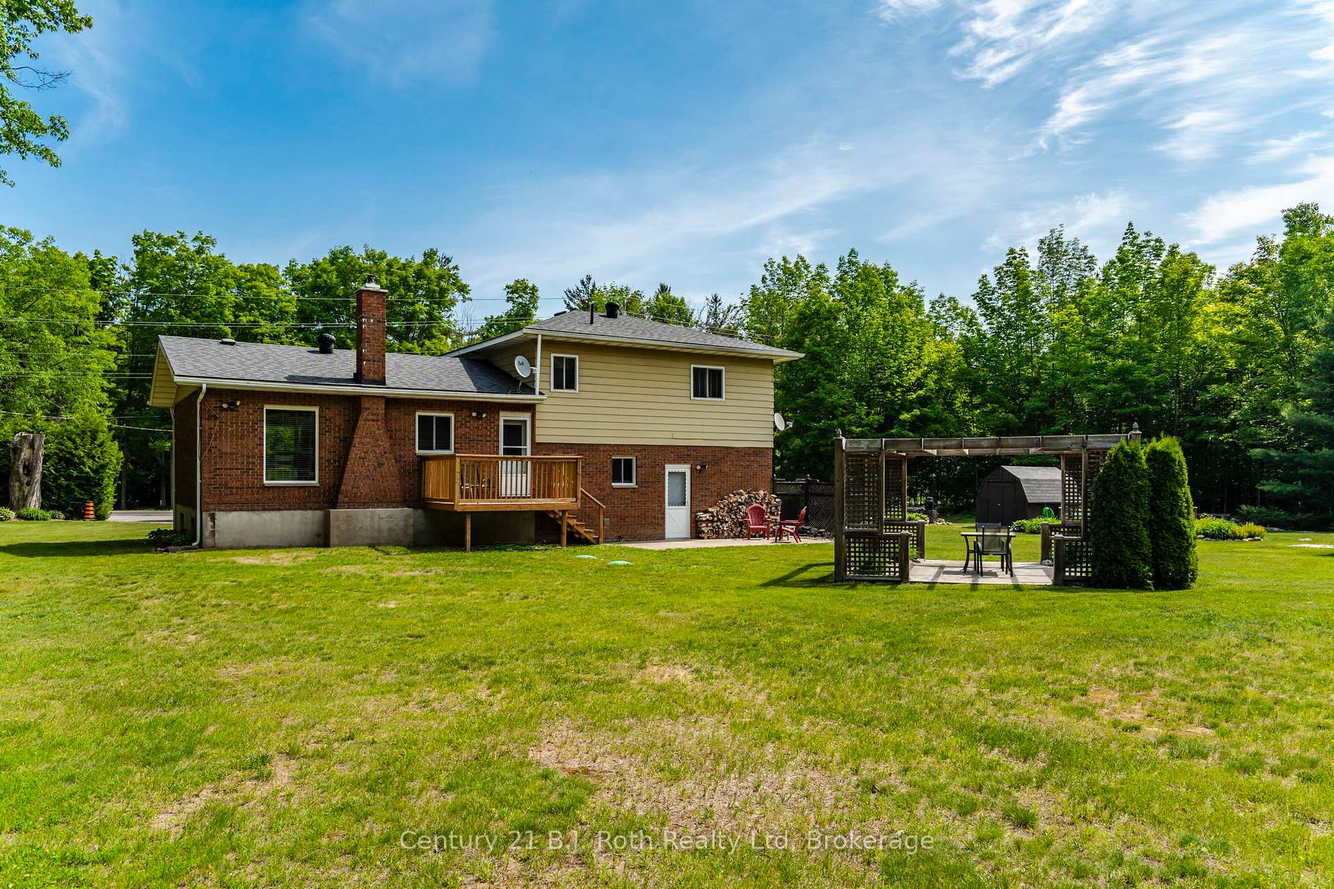 Photo 35 of 573 Lafontaine Road E, Tiny, Rural Tiny — HOMEH