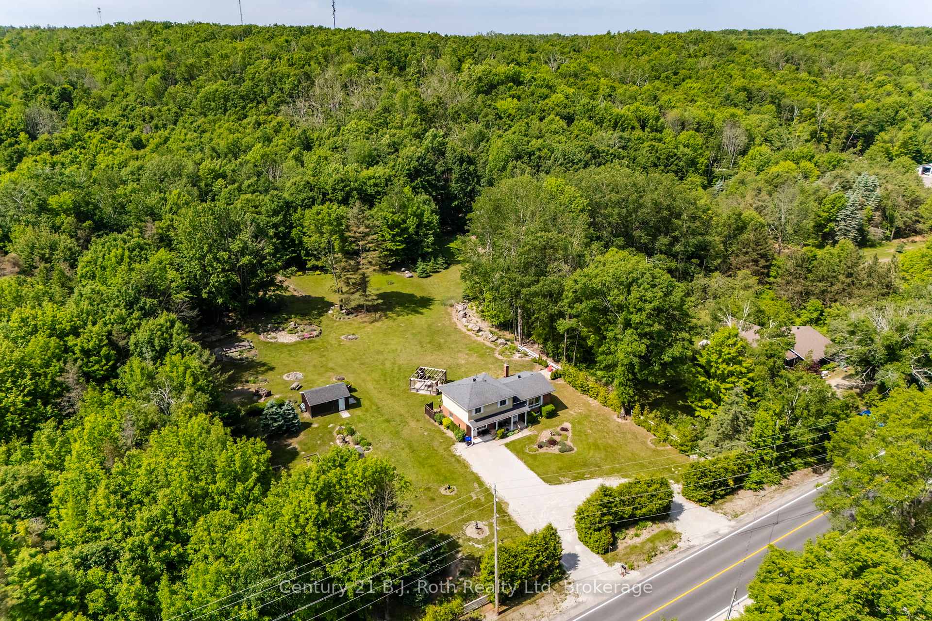 Photo 45 of 573 Lafontaine Road E, Tiny, Rural Tiny — HOMEH
