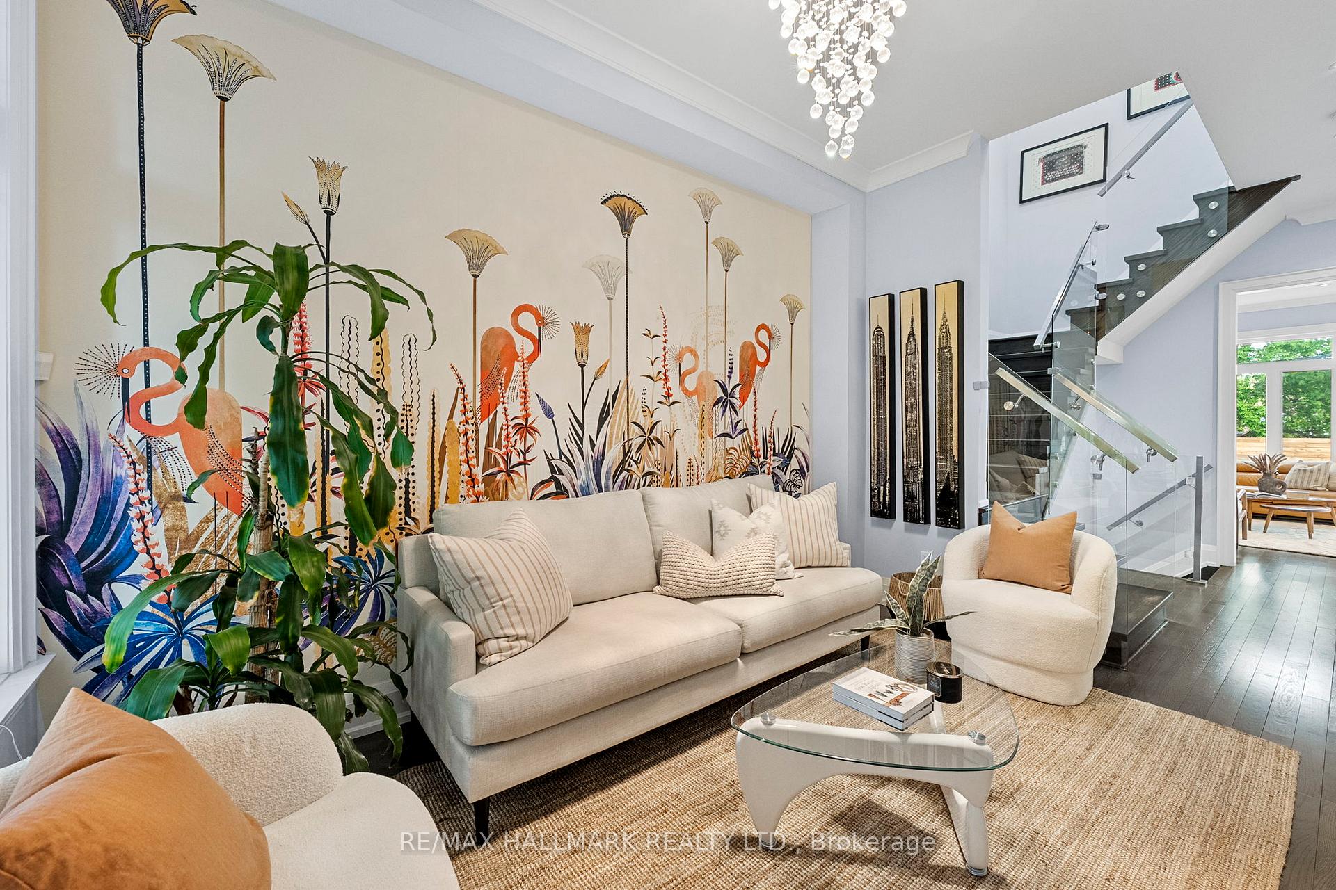 Photo 3 of 341 Rhodes Avenue, Toronto, Greenwood-Coxwell — HOMEH